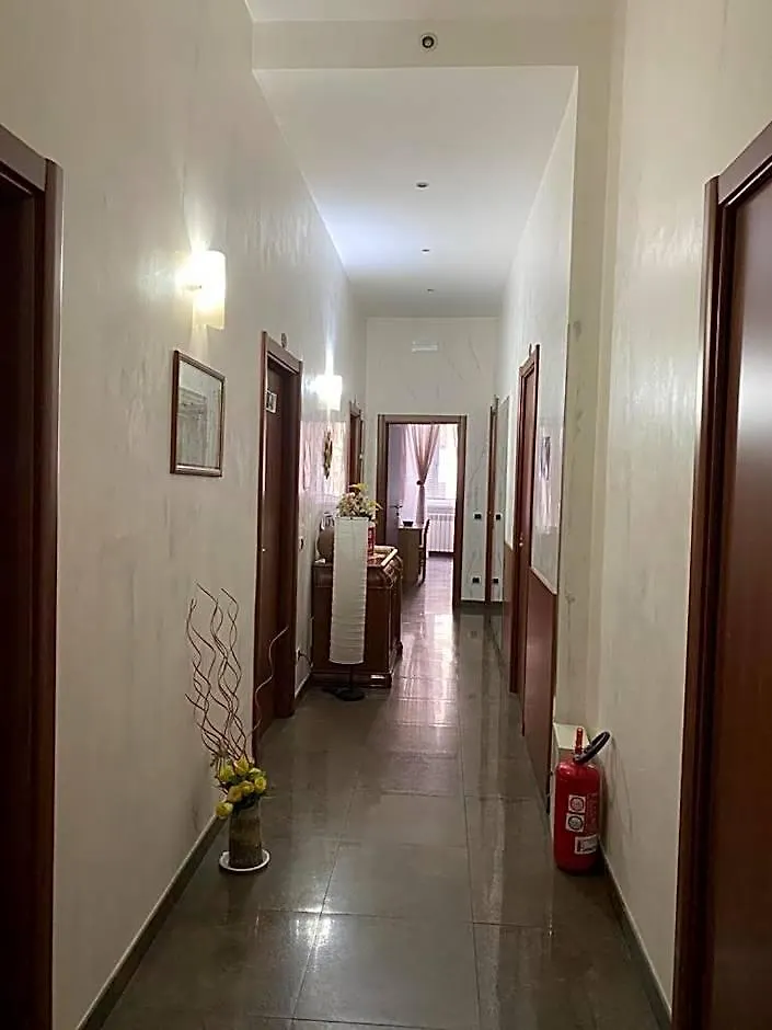 Konukevi Tagliaferri Lucia 4*